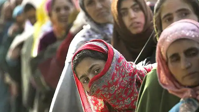 जम्मू कश्मीर में चुनाव आयोग ने किया ऐलान, गैर कश्मीरी भी डाल सकेंगे वोट