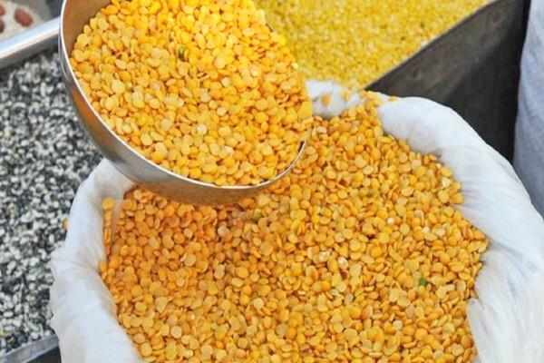 कहीं आप तो नही खा रहे नकली अरहर दाल, ऐसे करें पहचान