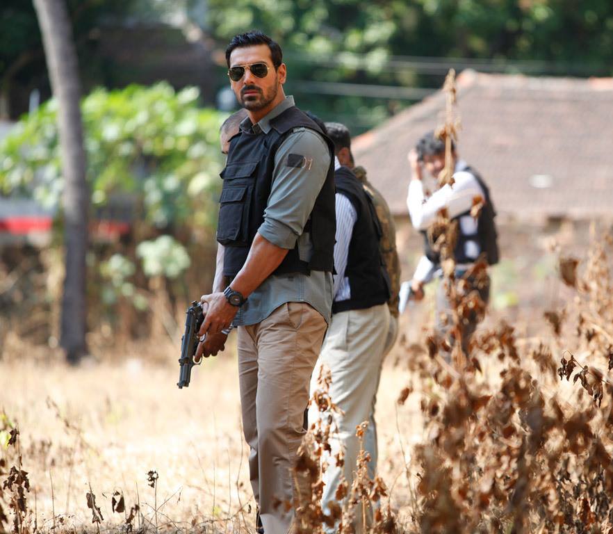 जॉन अब्राहम की टॉप 10 फिल्में - Top 10 Movies of John Abraham