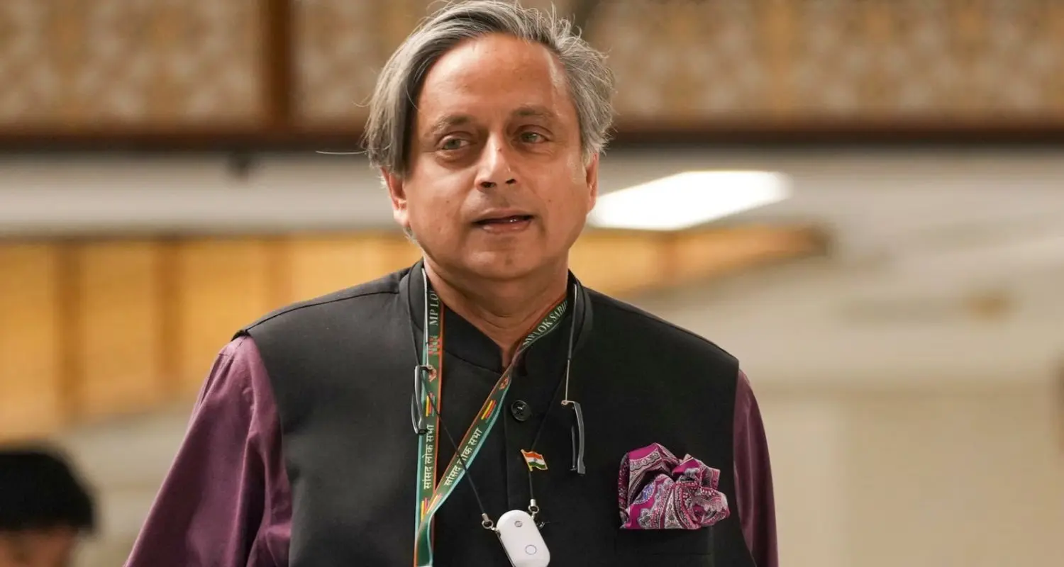 shashi tharoor